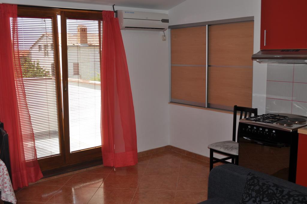 Apartment Drenovica Pula Værelse billede