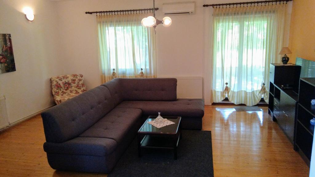 Apartment Drenovica Pula Eksteriør billede